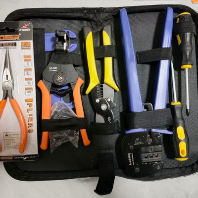 Musktool-A-2546B Solar Photovoltaic Crimping Pliers Multifunctional Wire Stripping and Crimping Pliers Connection and Crimping Tool Set